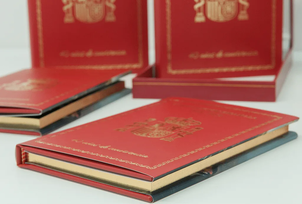 Recreación Estandarte de la logia Hermes en un templo masónico de Madrid, símbolo de la historia masónica de Madrid